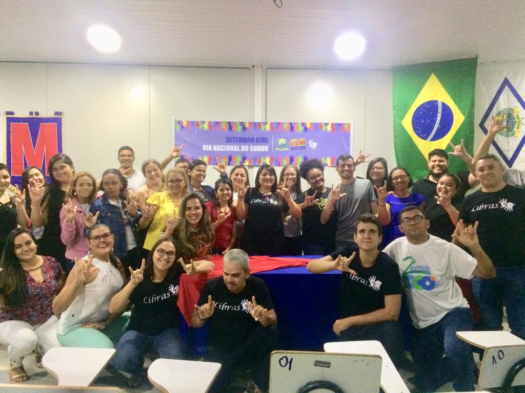 No momento, você está visualizando Centro de Línguas de Maracanaú realiza palestras na Semana do Surdo