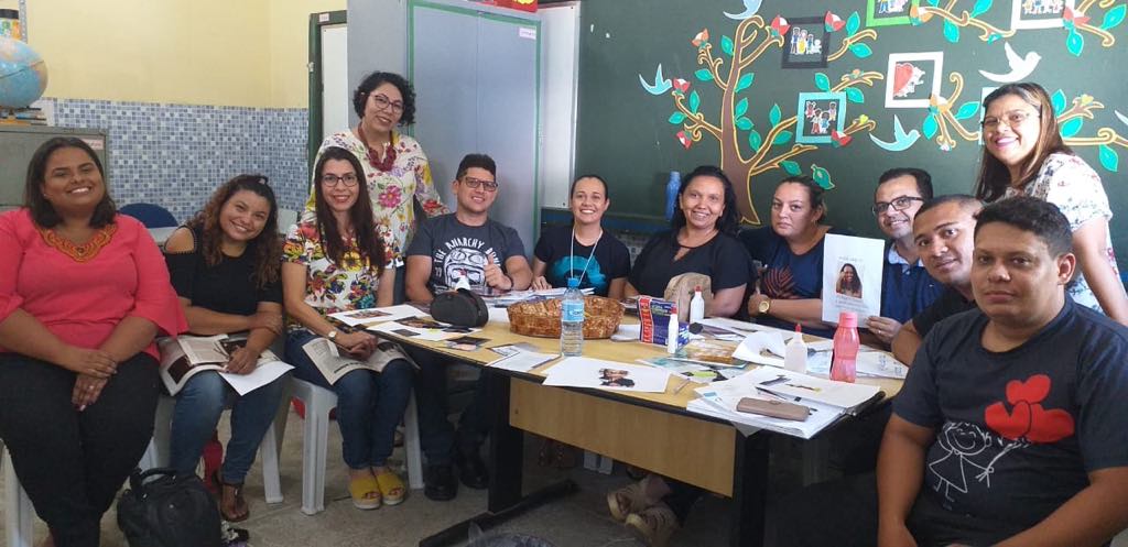 No momento, você está visualizando Secretaria de Educação realiza formação com tradutores e intérpretes de Libras