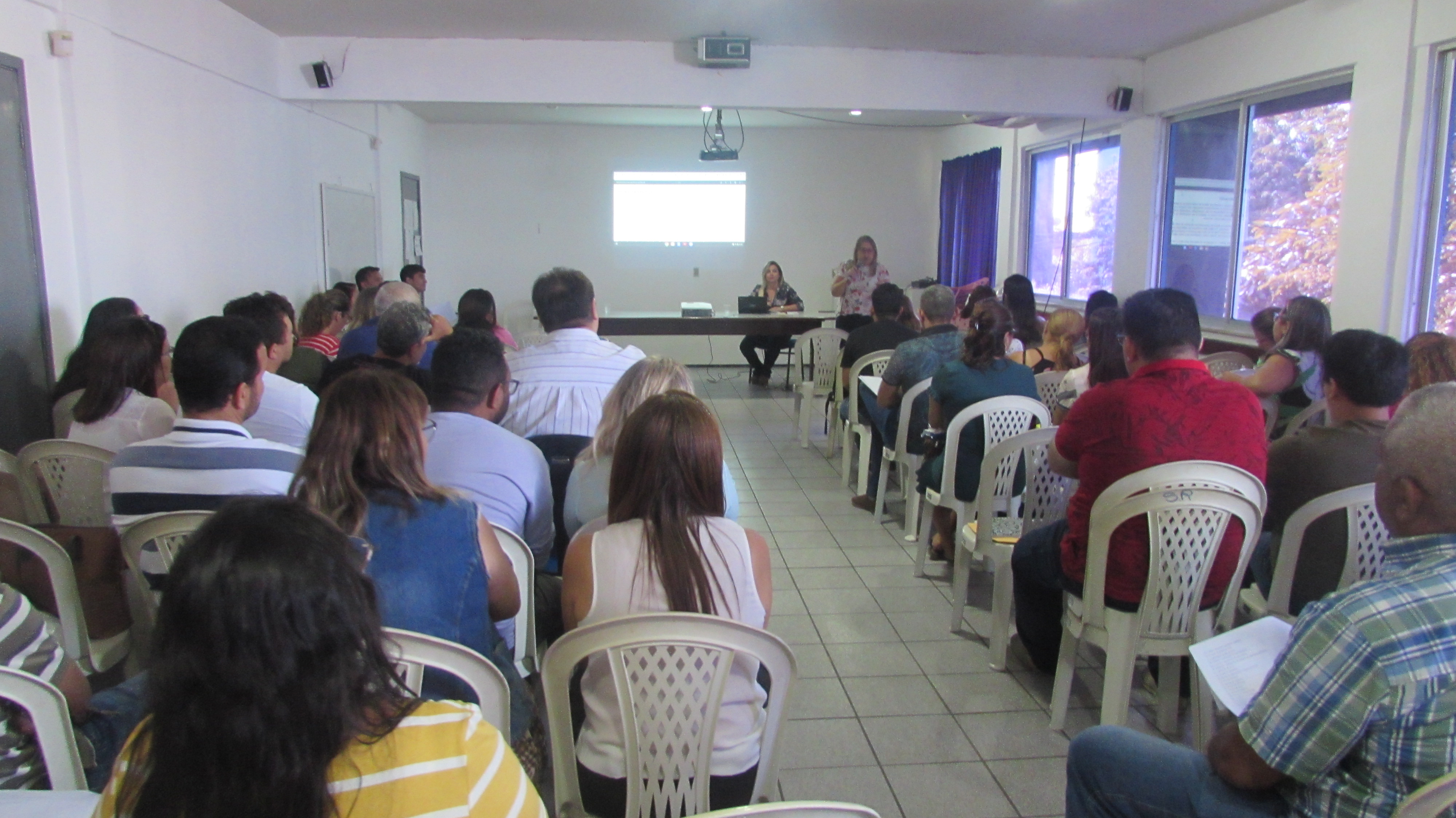No momento, você está visualizando Secretaria de Educação realiza formação com gestores e coordenadores administrativo-financeiros das escolas municipais