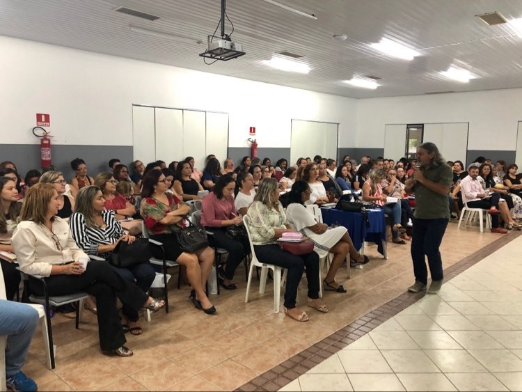 No momento, você está visualizando Secretaria de Educação realiza Jornada Pedagógica com coordenadores das escolas municipais