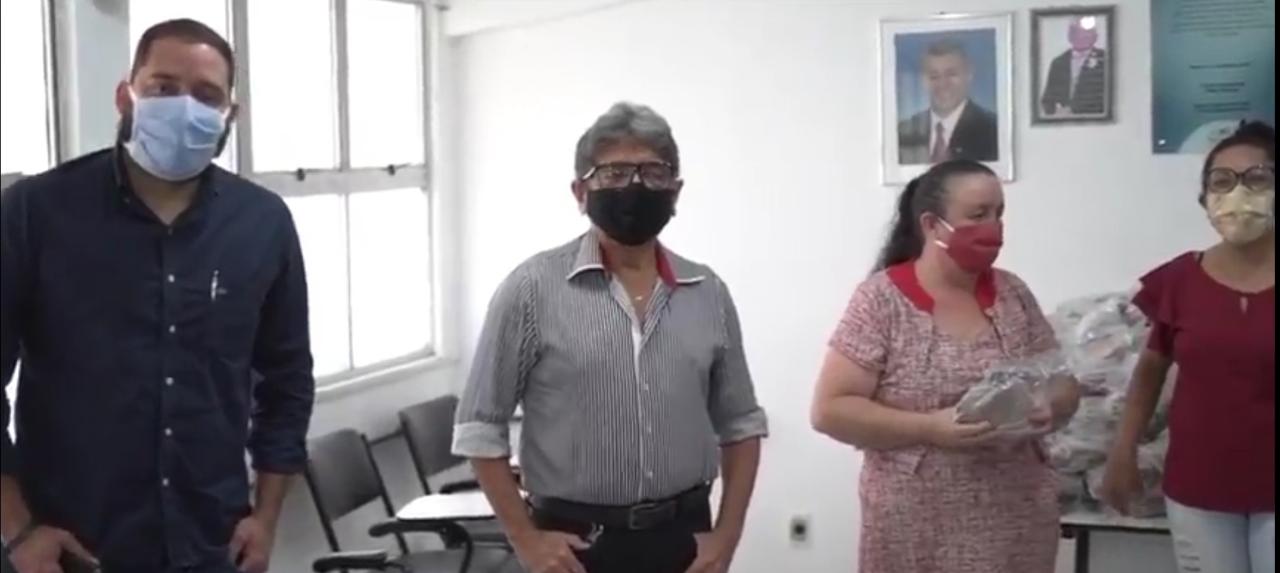 No momento, você está visualizando Prefeitura realiza entrega de 15 mil máscaras do Projeto “Costurando Proteção – Maracanaú com Máscara”