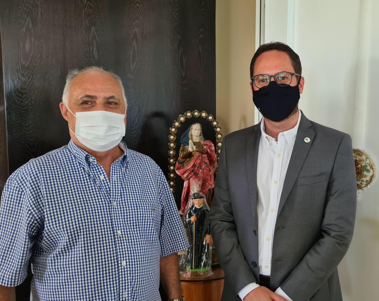No momento, você está visualizando Prefeito Roberto Pessoa recebe superintendente da Sudene para garantir incentivos para instalação de novas empresas em Maracanaú
