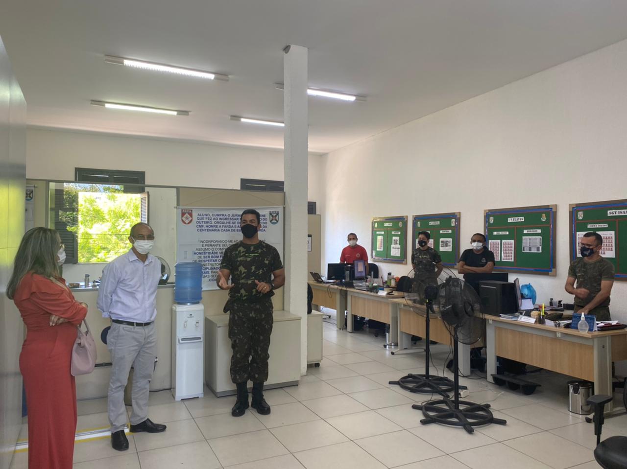 Você está visualizando atualmente Comitiva maracanauense visita Colégio Militar de Fortaleza