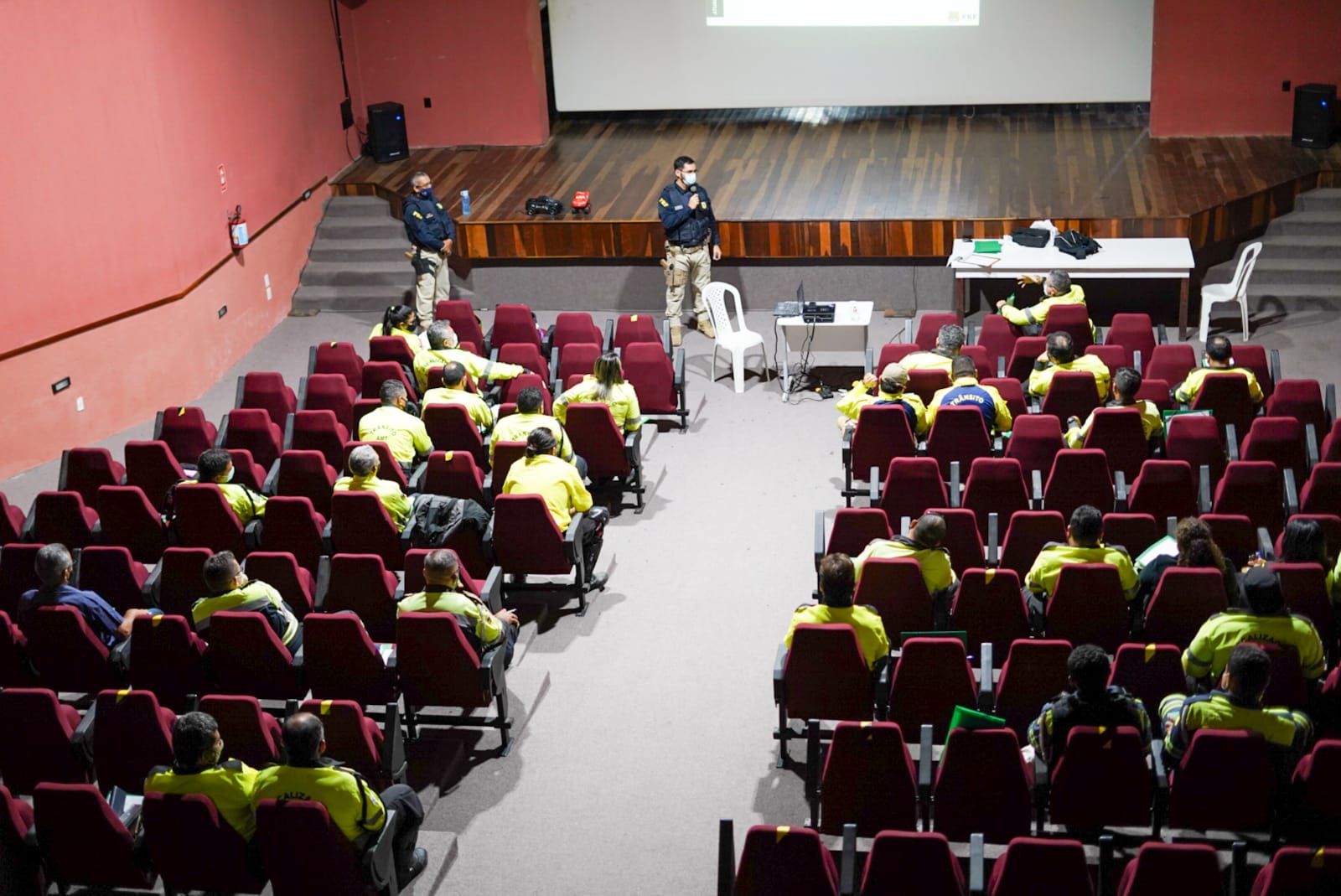 Leia mais sobre o artigo Demutran realiza curso de capacitação sobre resolução do Contran