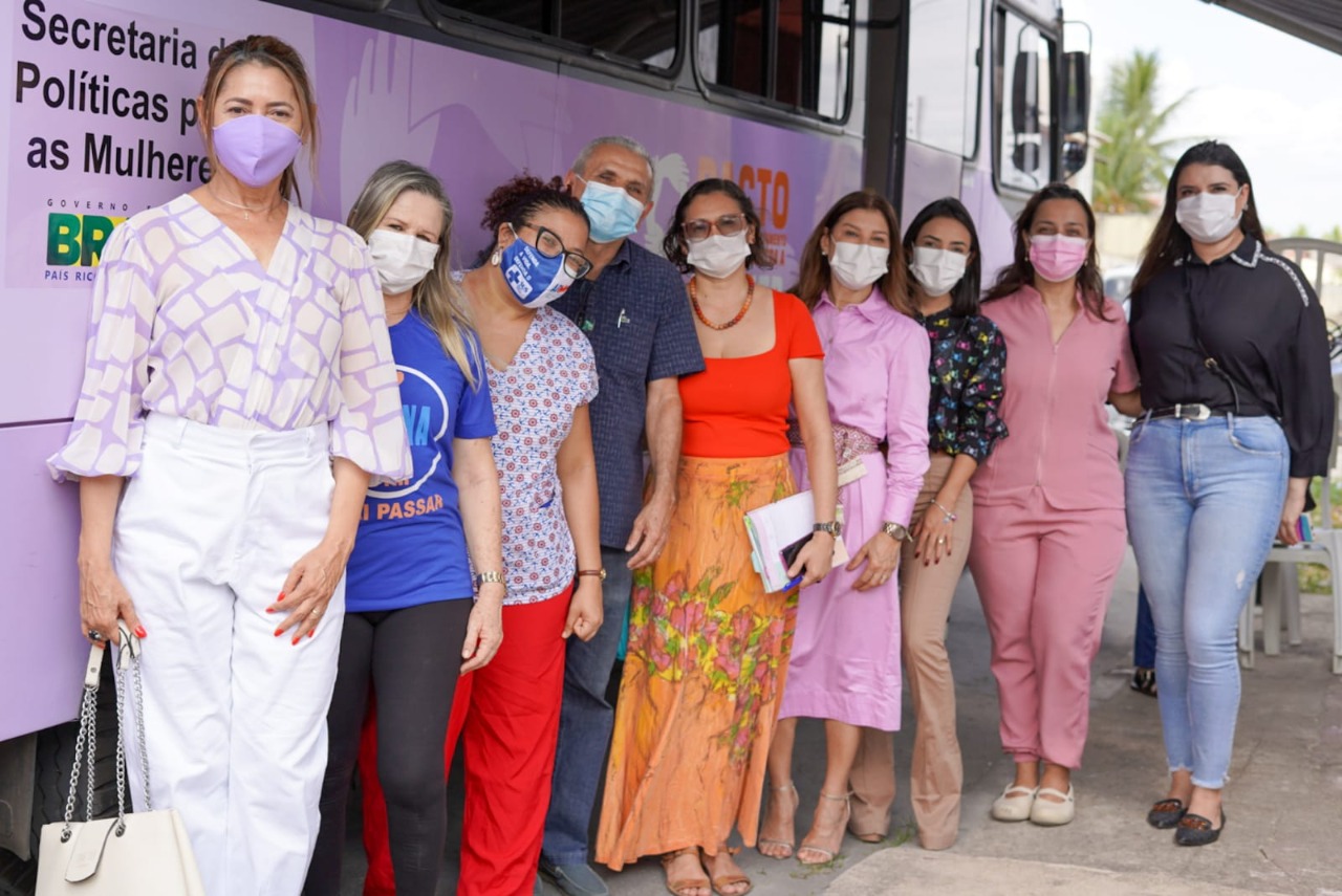 Read more about the article Ônibus Lilás e da Saúde levam atendimentos para mulheres