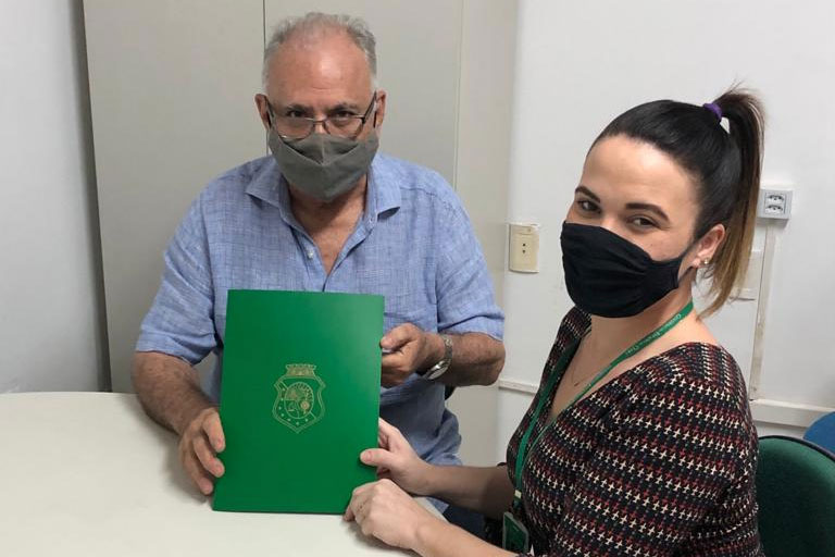 Você está visualizando atualmente Roberto Pessoa assina “Pacto pelo Fortalecimento das Políticas da Assistência Social do Ceará”