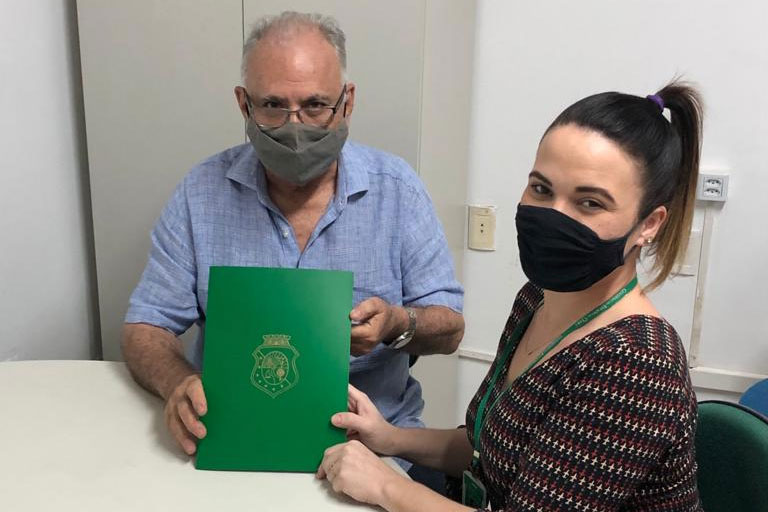 No momento, você está visualizando Roberto Pessoa assina “Pacto pelo Fortalecimento das Políticas da Assistência Social do Ceará”