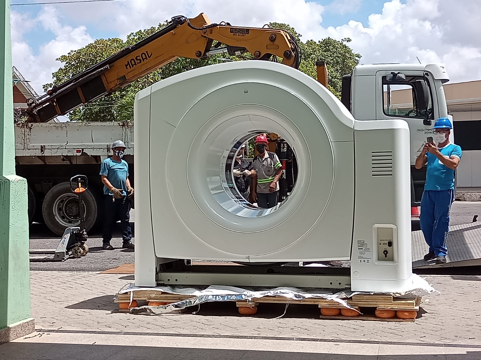 Você está visualizando atualmente Hospital Municipal de Maracanaú recebe novo tomógrafo