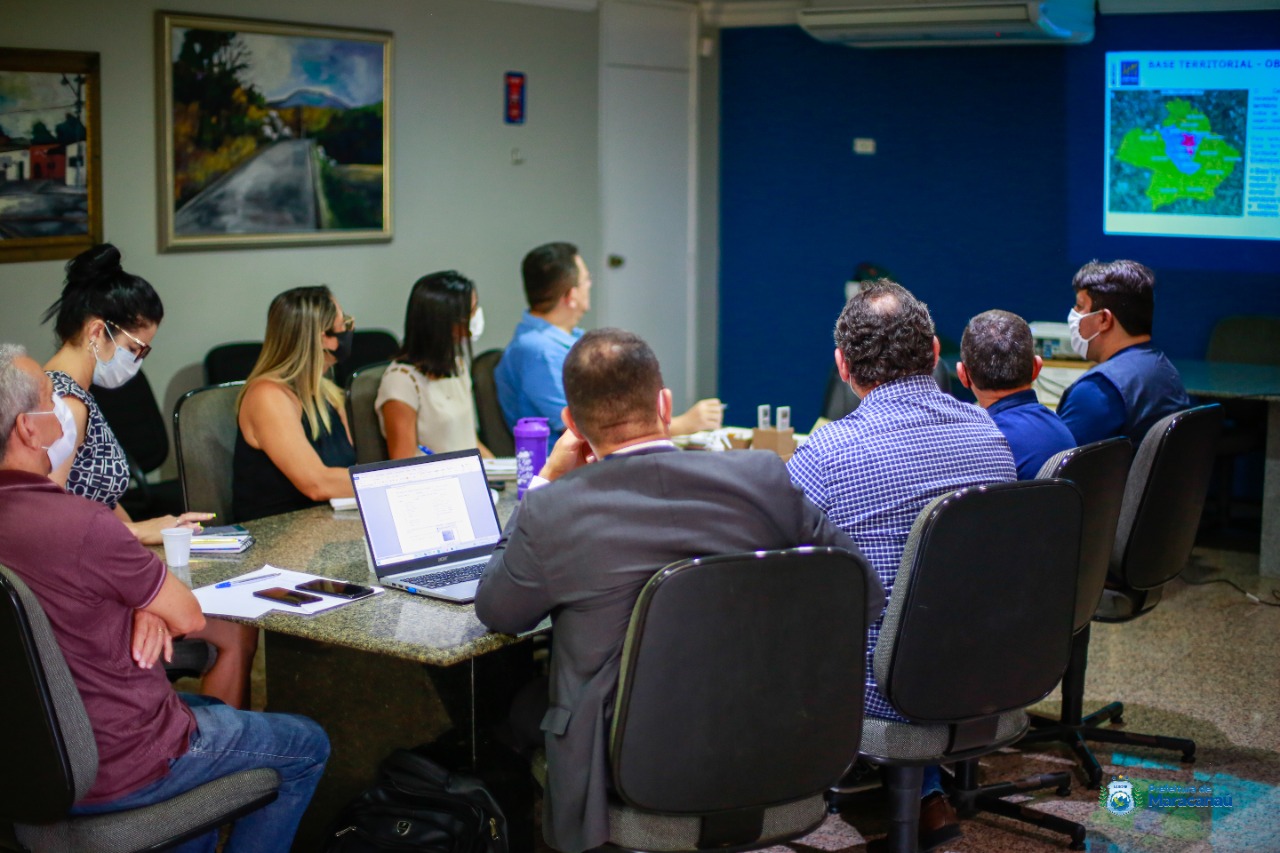 Leia mais sobre o artigo Prefeitura de Maracanaú participa de reunião do IBGE sobre o Censo 2022