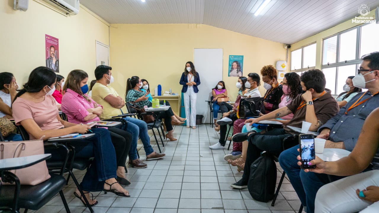 Você está visualizando atualmente Prefeitura realiza formação sobre inclusão social no Sistema de Saúde e atendimento humanizado para o público LGBTQI+