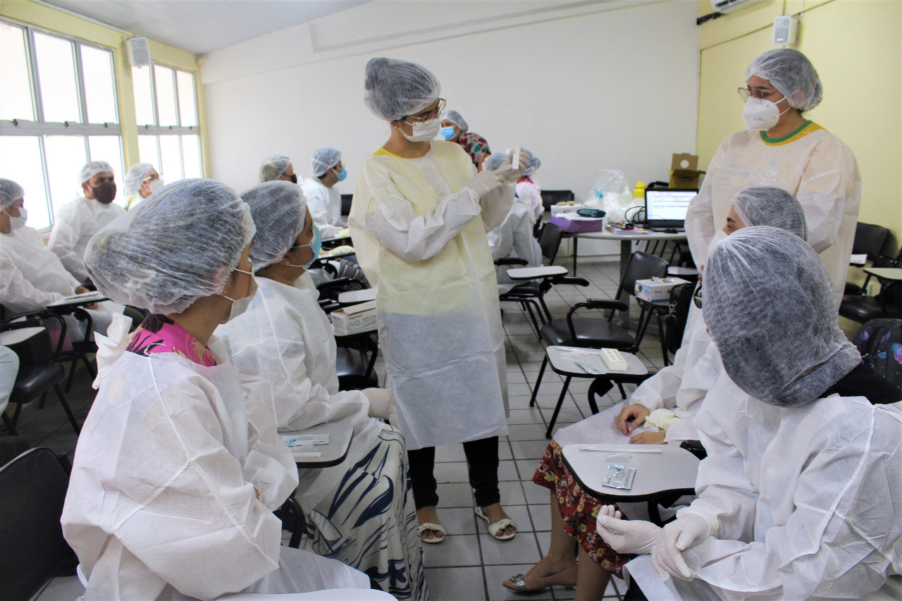 Leia mais sobre o artigo Prefeitura realiza capacitação de Cirurgiões Dentistas para teste Swab