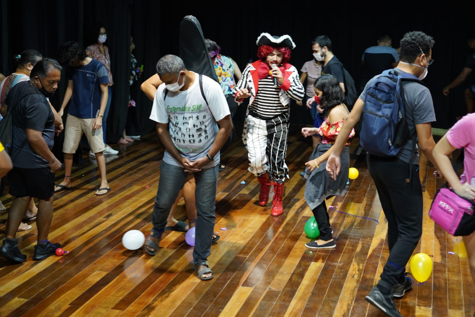 Read more about the article Prefeitura inicia cursos de música, dança e teatro com acolhida divertida para os novos alunos