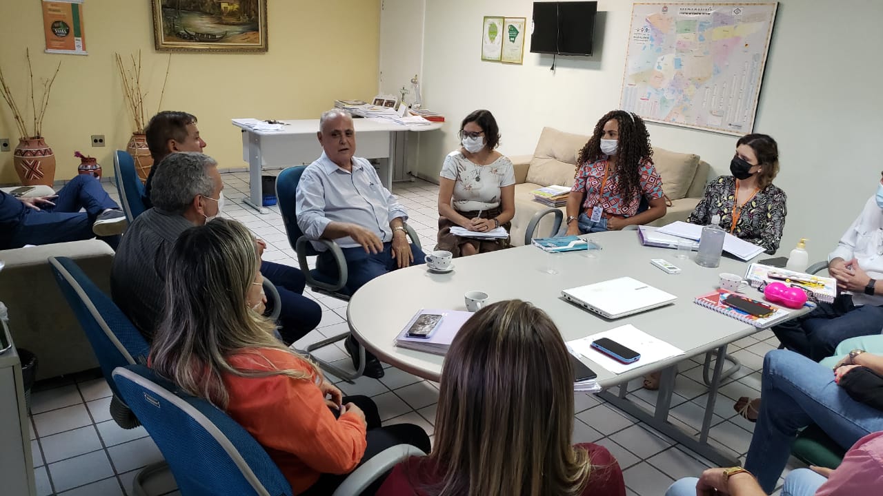 Leia mais sobre o artigo Prefeito participa de reunião com equipe da Sasc e representantes do Governo do Estado