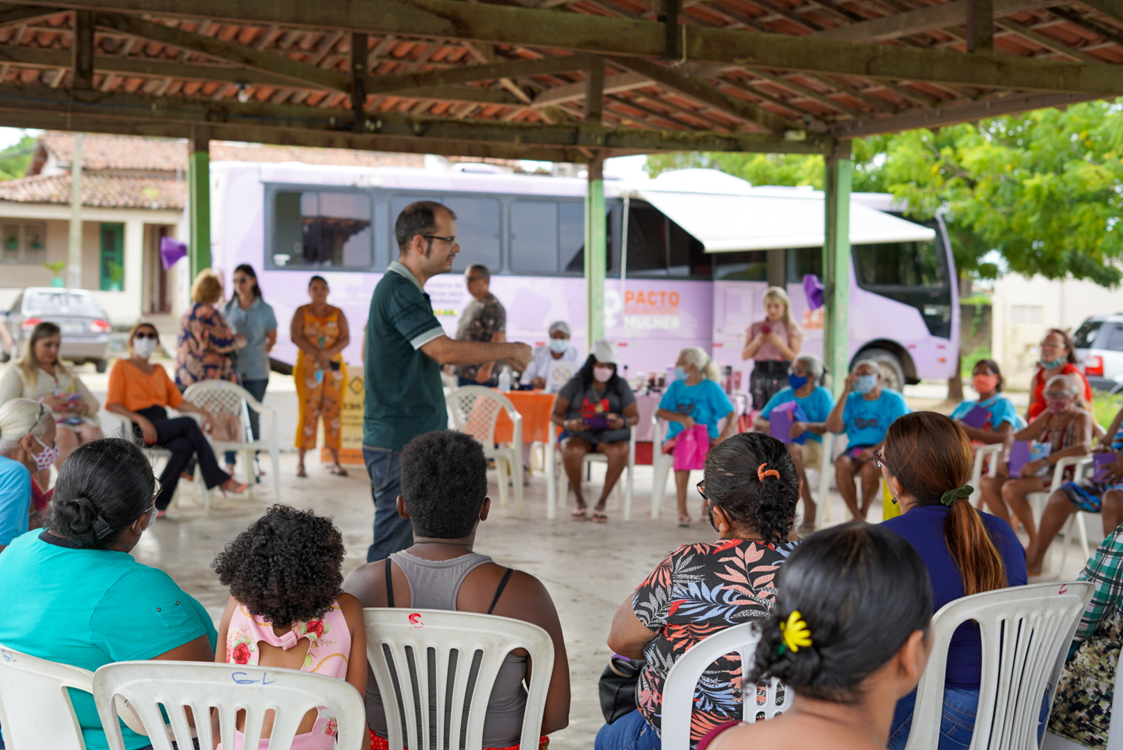 Read more about the article Maracanaú recebe Ônibus Lilás para atendimento às mulheres