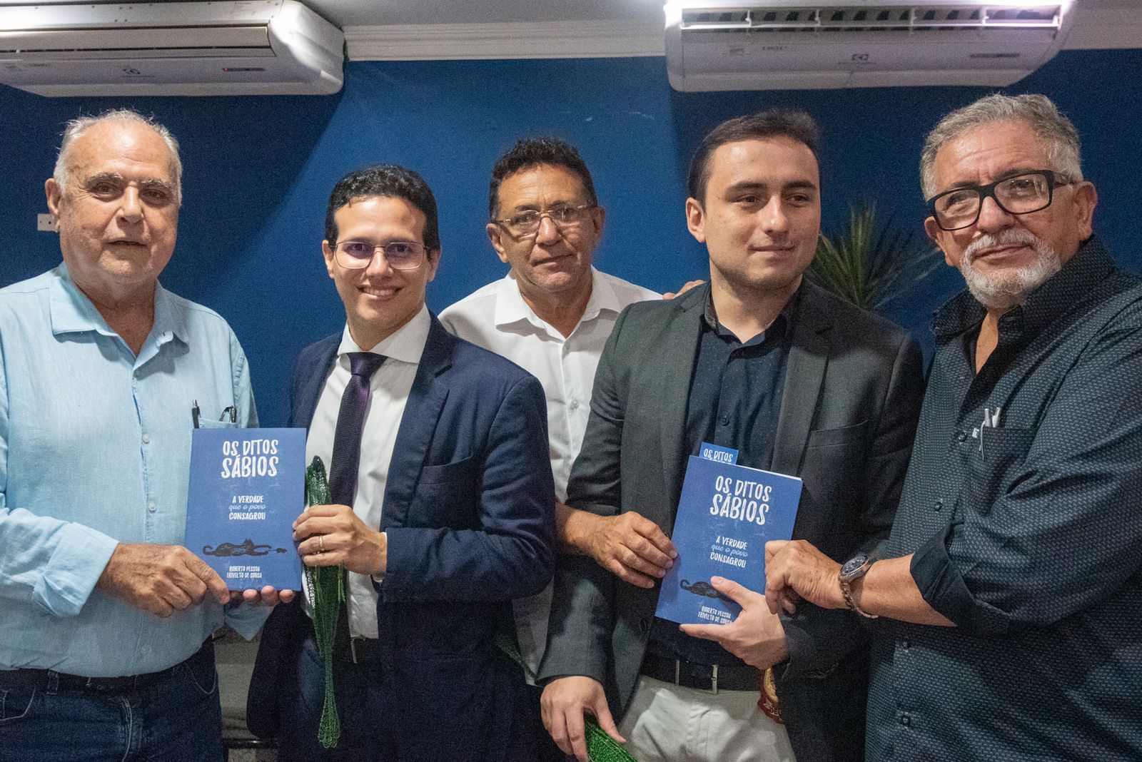 No momento, você está visualizando Prefeito recebe visita do novo titular da Delegacia Metropolitana de Maracanaú