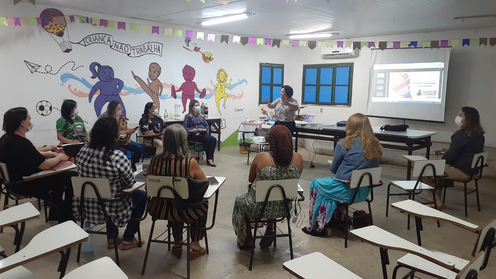 Read more about the article Conselho Municipal dos Direitos da Mulher de Maracanaú inicia capacitação para o colegiado