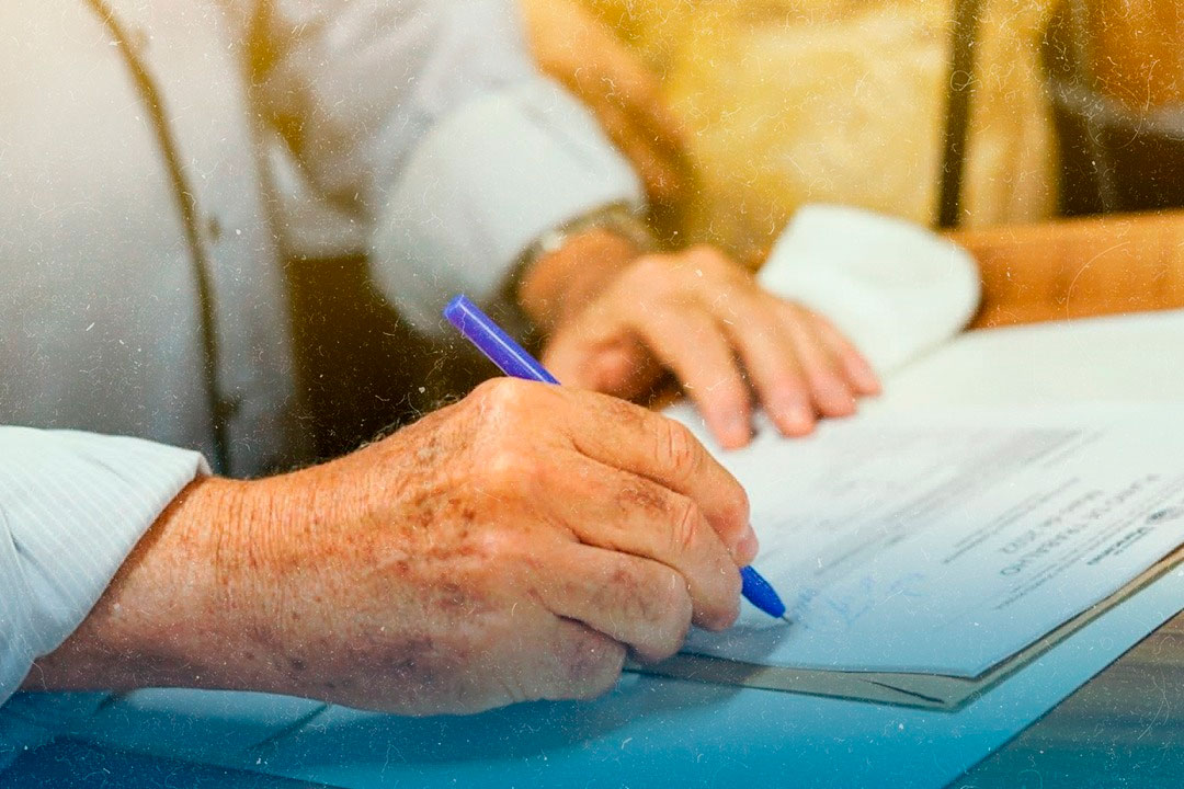 No momento, você está visualizando Prefeito sanciona novo reajuste de 5,44% aos professores