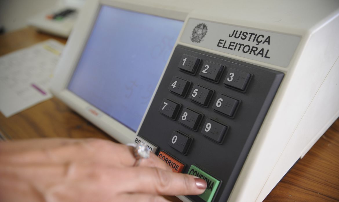 Leia mais sobre o artigo Decreto Municipal 4.449/2022 estabelece condutas vedadas durante a eleição