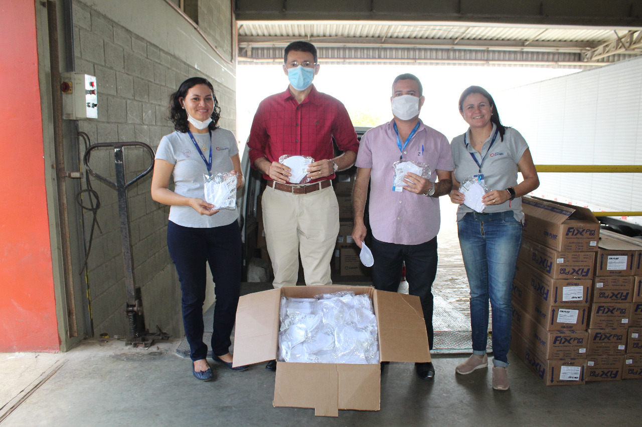Você está visualizando atualmente Coronavírus: Lunelli realiza doação de 80 mil máscaras para Prefeitura