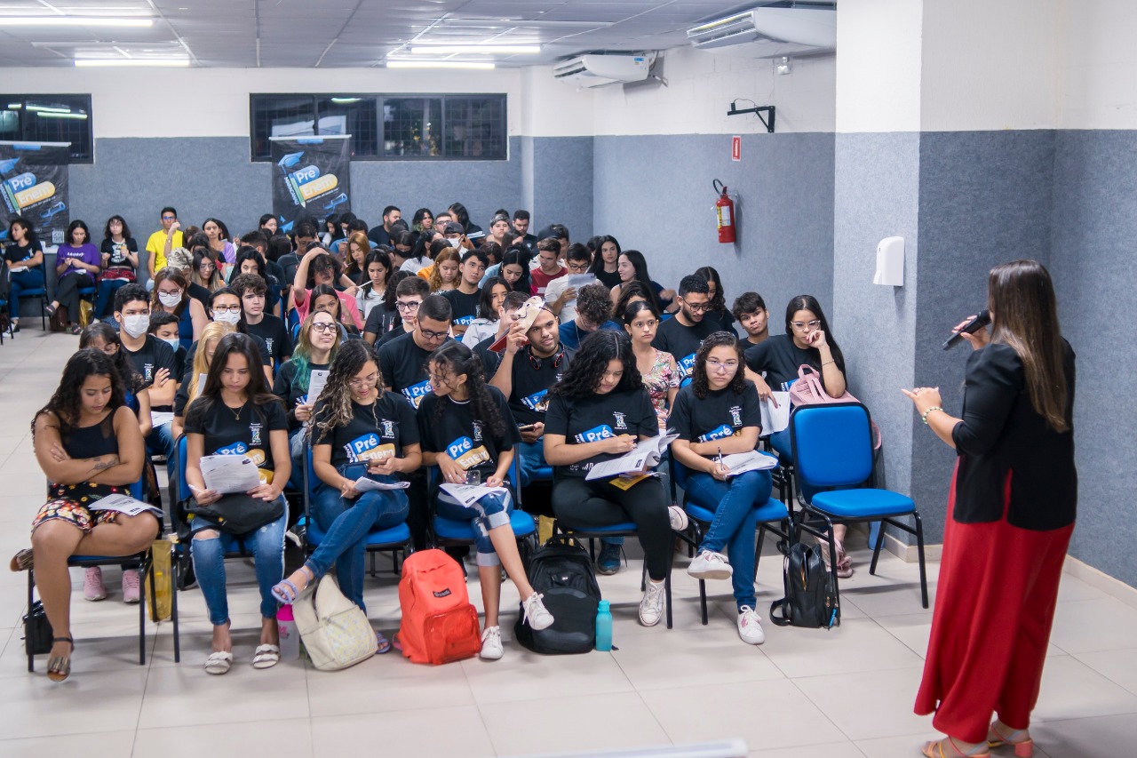 Você está visualizando atualmente Sejuv realiza aulão de véspera do Pré-Enem