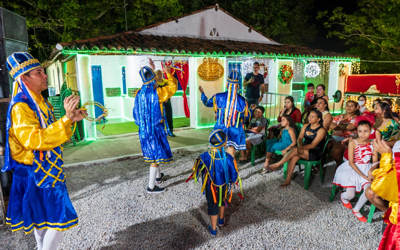 Você está visualizando atualmente Prefeitura realiza Natal de Brilho na Casa Rodolfo Teófilo