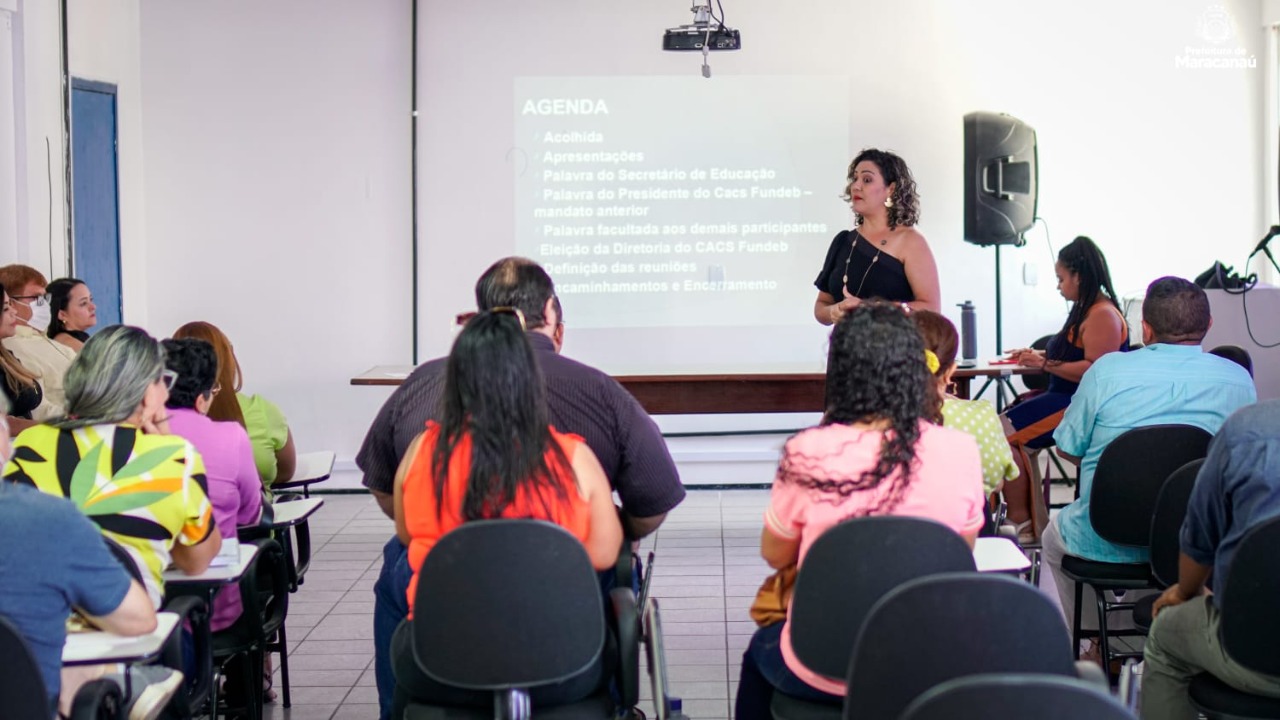 Leia mais sobre o artigo Posse do Conselho de Acompanhamento e Controle Social do FUNDEB é realizada em Maracanaú