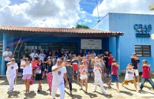 Read more about the article Cras Alto Alegre realiza Roda de Capoeira, em alusão à “Campanha 40 anos: Maracanaú e seus Territórios”