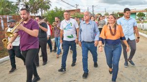 Leia mais sobre o artigo Prefeitura entrega obra de drenagem, pavimentação e terraplanagem em ruas do Planalto Verde