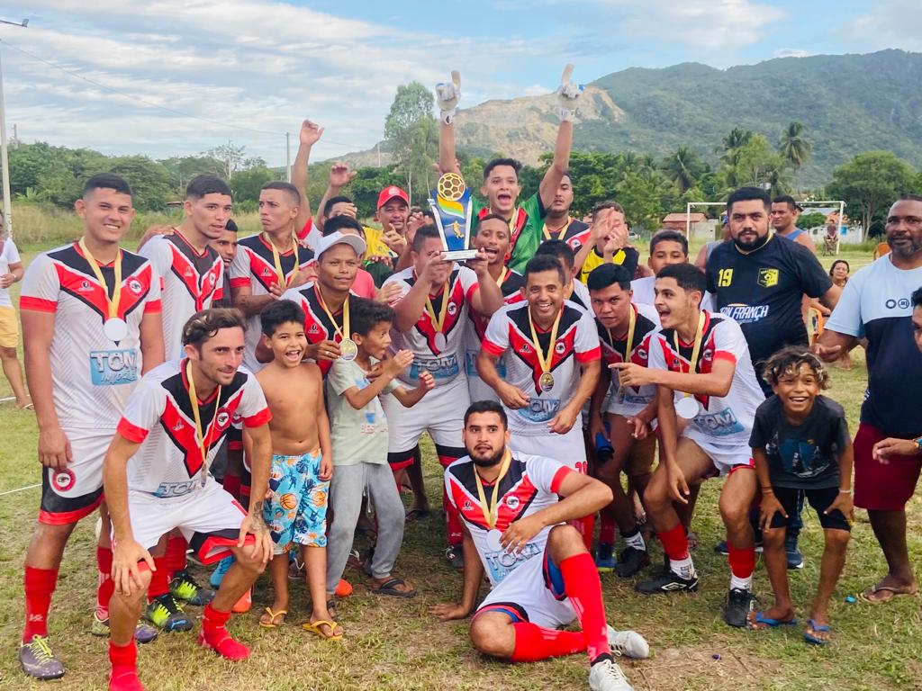 Você está visualizando atualmente Ibis FC é campeão do II Torneio de Futebol de Várzea do Olho D’Água