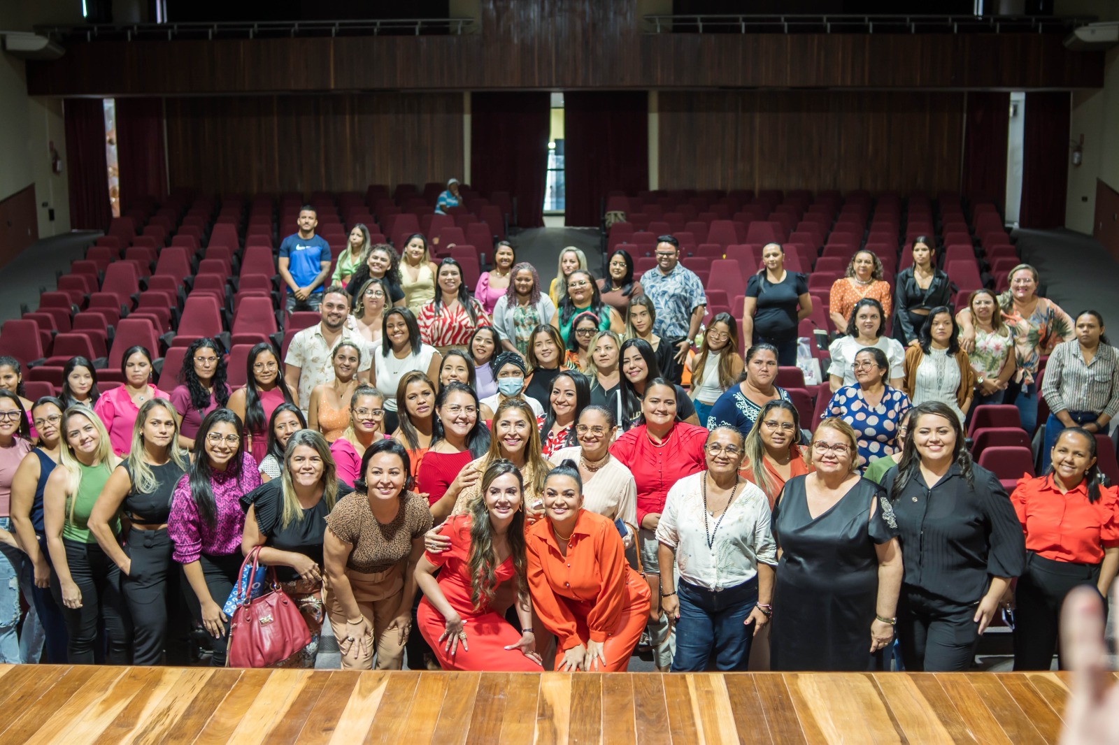 Você está visualizando atualmente SEMUDH reúne mulheres em palestra sobre Empreendedorismo