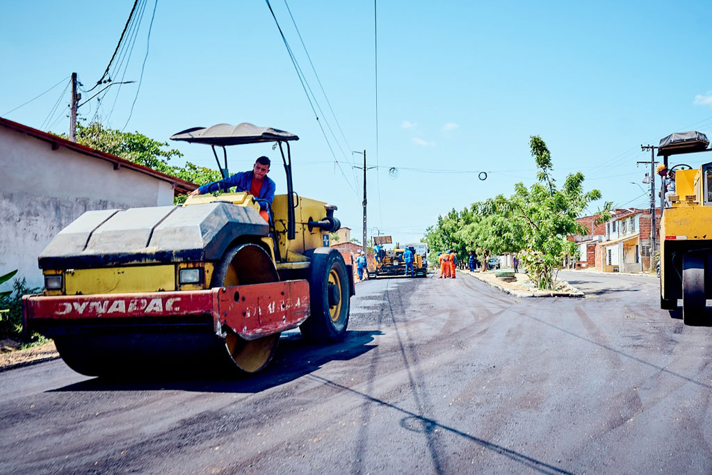 Você está visualizando atualmente Avenida Paulo Afonso no Jari recebe asfaltamento completo em um investimento de R$ 330 mil