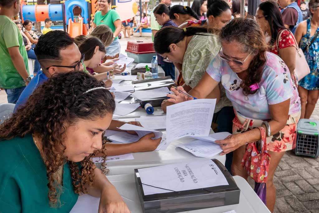 Você está visualizando atualmente Prefeitura realiza Mutirão de Castração e atrai protetores de todos os bairros do município