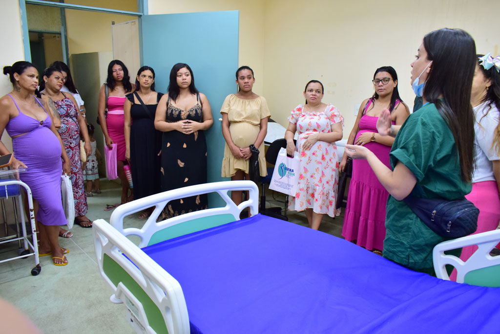 Você está visualizando atualmente Saúde promove visita guiada para gestantes no Hospital da Mulher