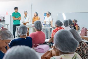 Leia mais sobre o artigo Prefeitura realiza oficina sobre técnica dietética das preparações do cardápio da alimentação escolar