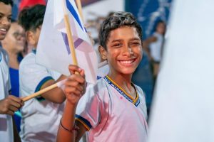 Leia mais sobre o artigo Milhares de maracanauenses celebram 41 anos do município com a Caminhada pela Paz
