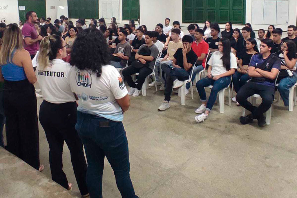 No momento, você está visualizando Sasc realiza aula inaugural de nova turma do programa Jovem Aprendiz em Maracanaú