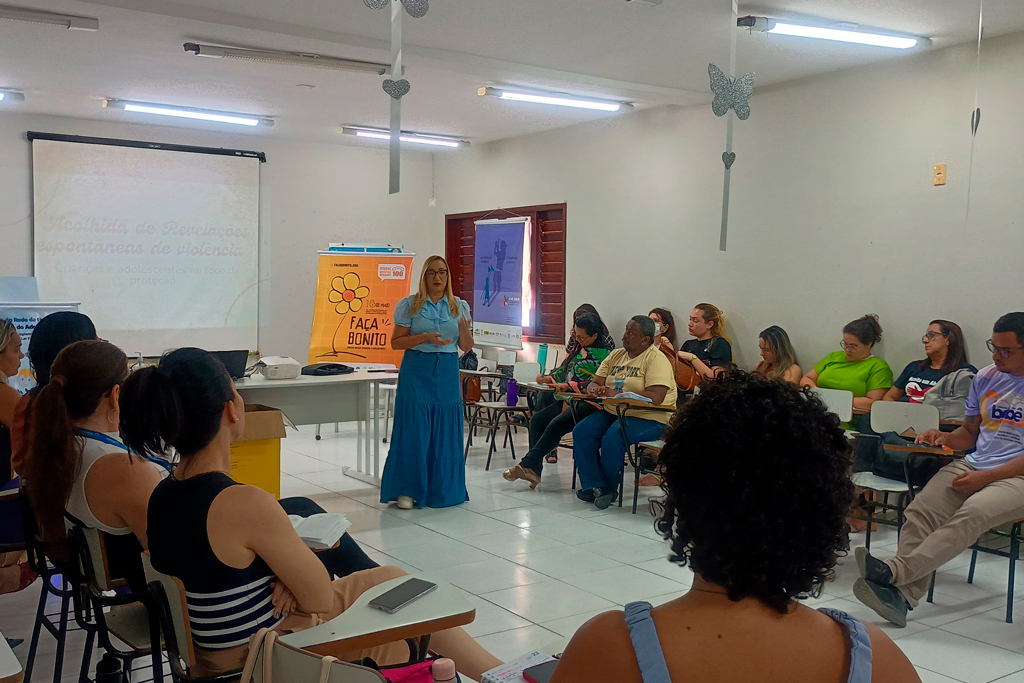 No momento, você está visualizando Encontro formativo com profissionais do Serviço de Proteção e Atendimento Integral à Família aborda Lei da Escuta Protegida