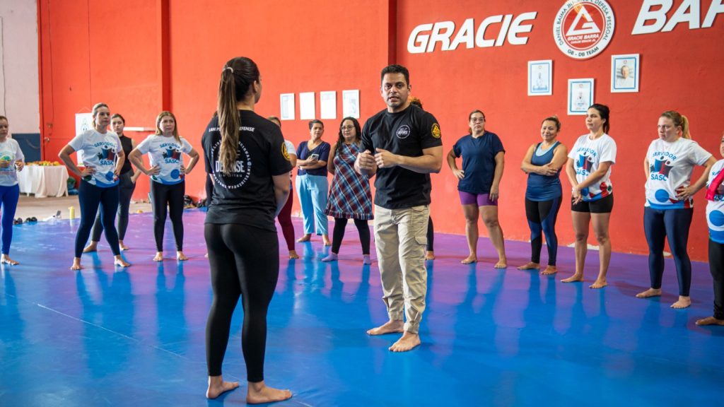 Servidores da Sasc participam de treinamento sobre Inteligência Emocional e Defesa Pessoal